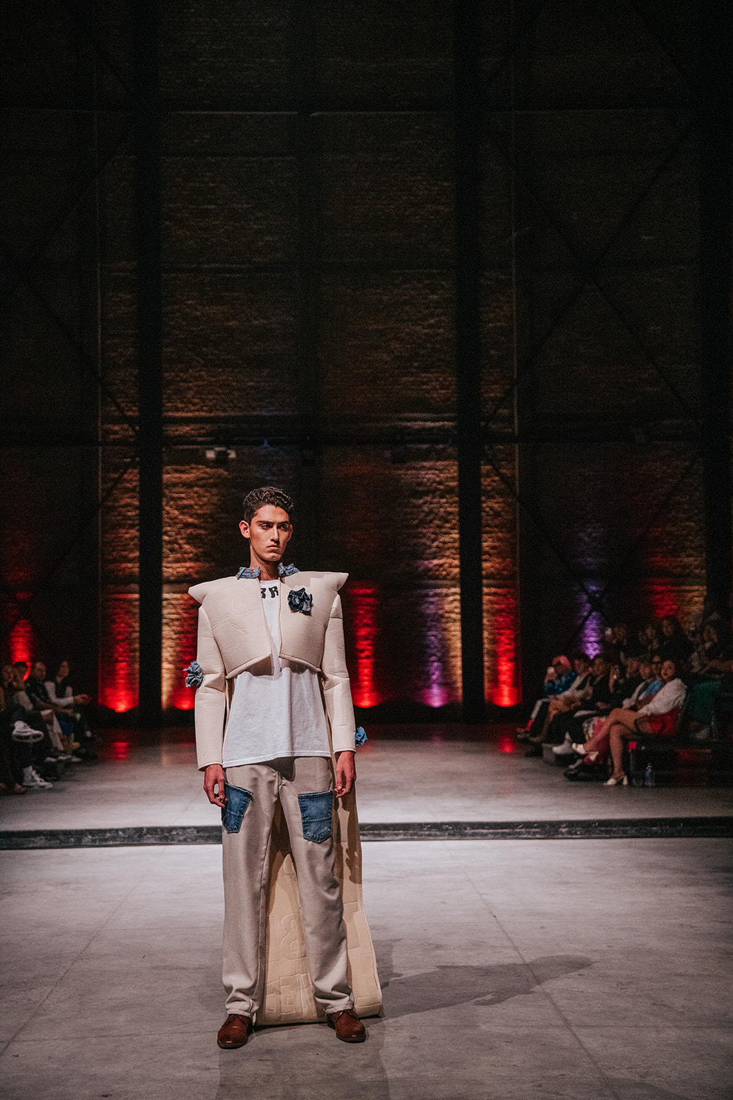 Ready to Love runway — look 17